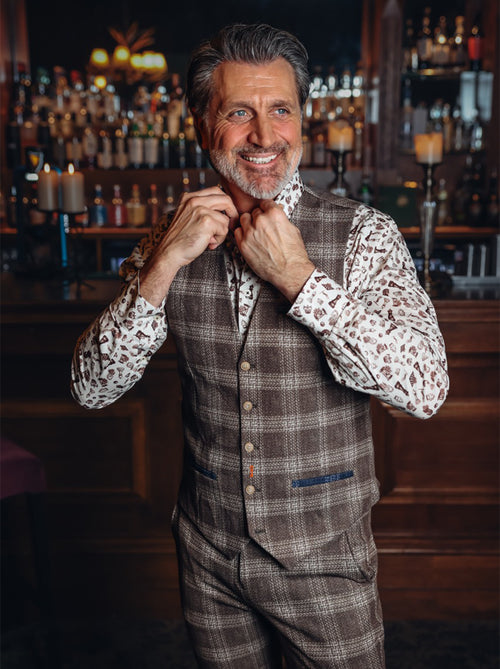 Waistcoat travel windowpane