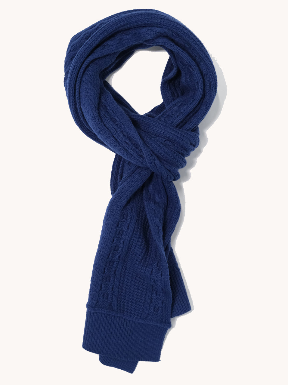 Scarf cable