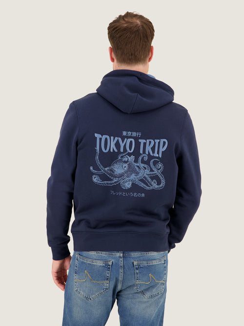 Hoodie squid